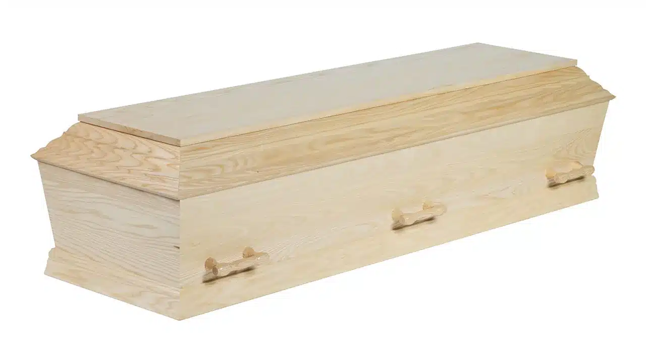 Kiste i lyst asketræ fra Fuglebjerg Kistefabrik, udvalgt af Ulrik Bolm. | Kongevejens Bedemandsforretning Ask natur – kiste i massivt træ